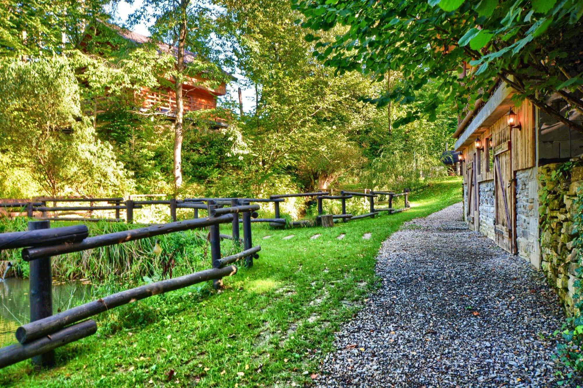 Osada Sroczy Jar Villa Rozpucie Eksteriør billede
